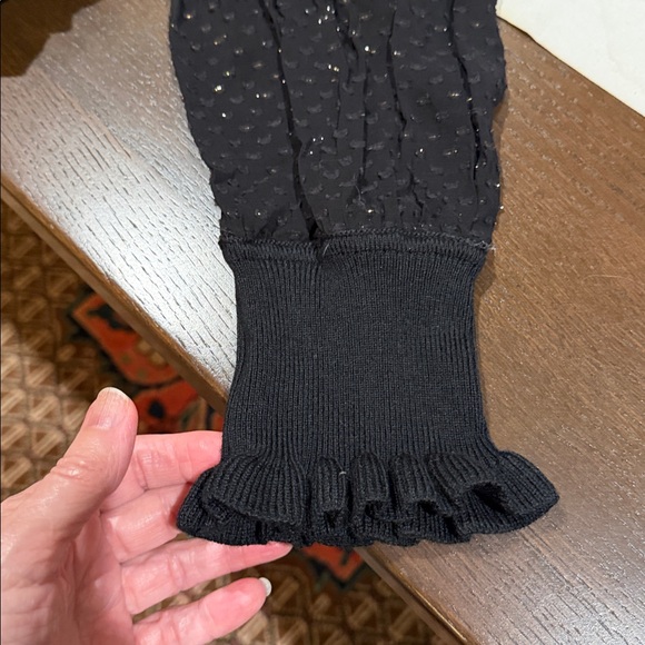Gorgeous NWT “LOFT” Sweater turtleneck with gold threads throughout the sleeves - Picture 7 of 7